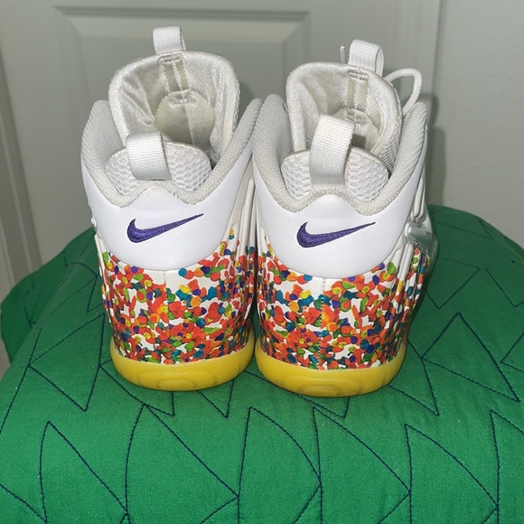 Fruity Pebbles Foam posite size 7 - Picture 2 of 5